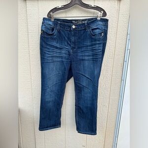 NV Women Blue Skinny Jeans with Classic 3/4 Fit